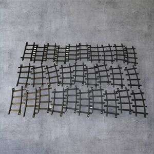 Lionel Polar Express O Gauge Plastic Curved Track Replacement Lot